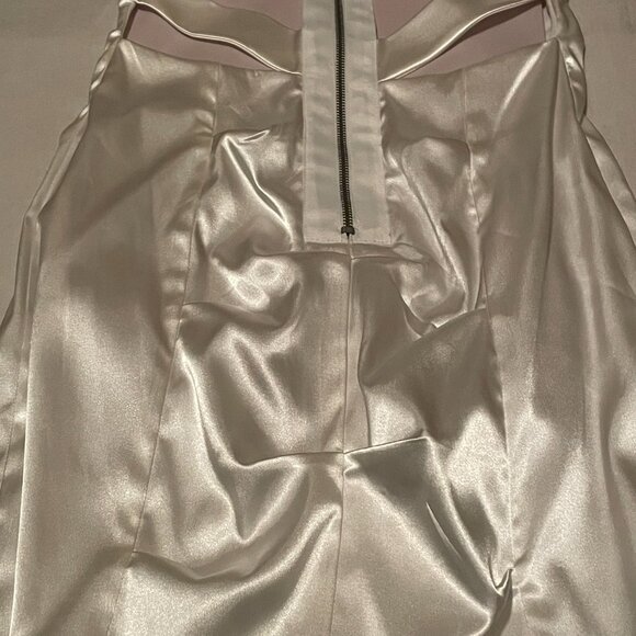 B Darlin, White, Silky, Size 5/6 Strapless, Mini/Midi, Criss/Cross Back Dress - Picture 3 of 9